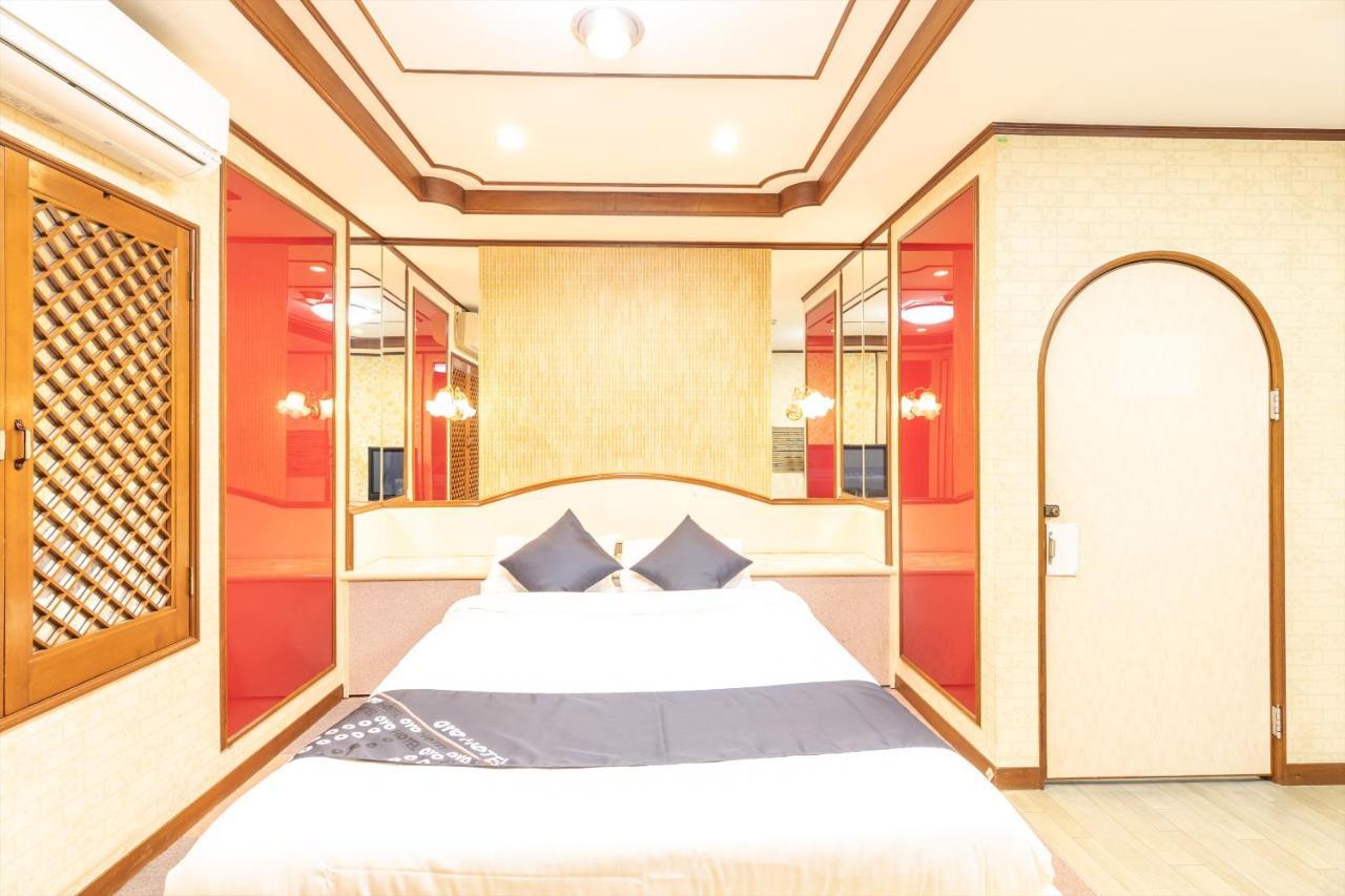 Oyo Hotel Tatsuyoshi Sennan Misakimachi Tannowa Exteriér fotografie